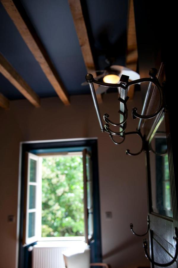 Bed and Breakfast L'Ancre Vive Charentay Esterno foto