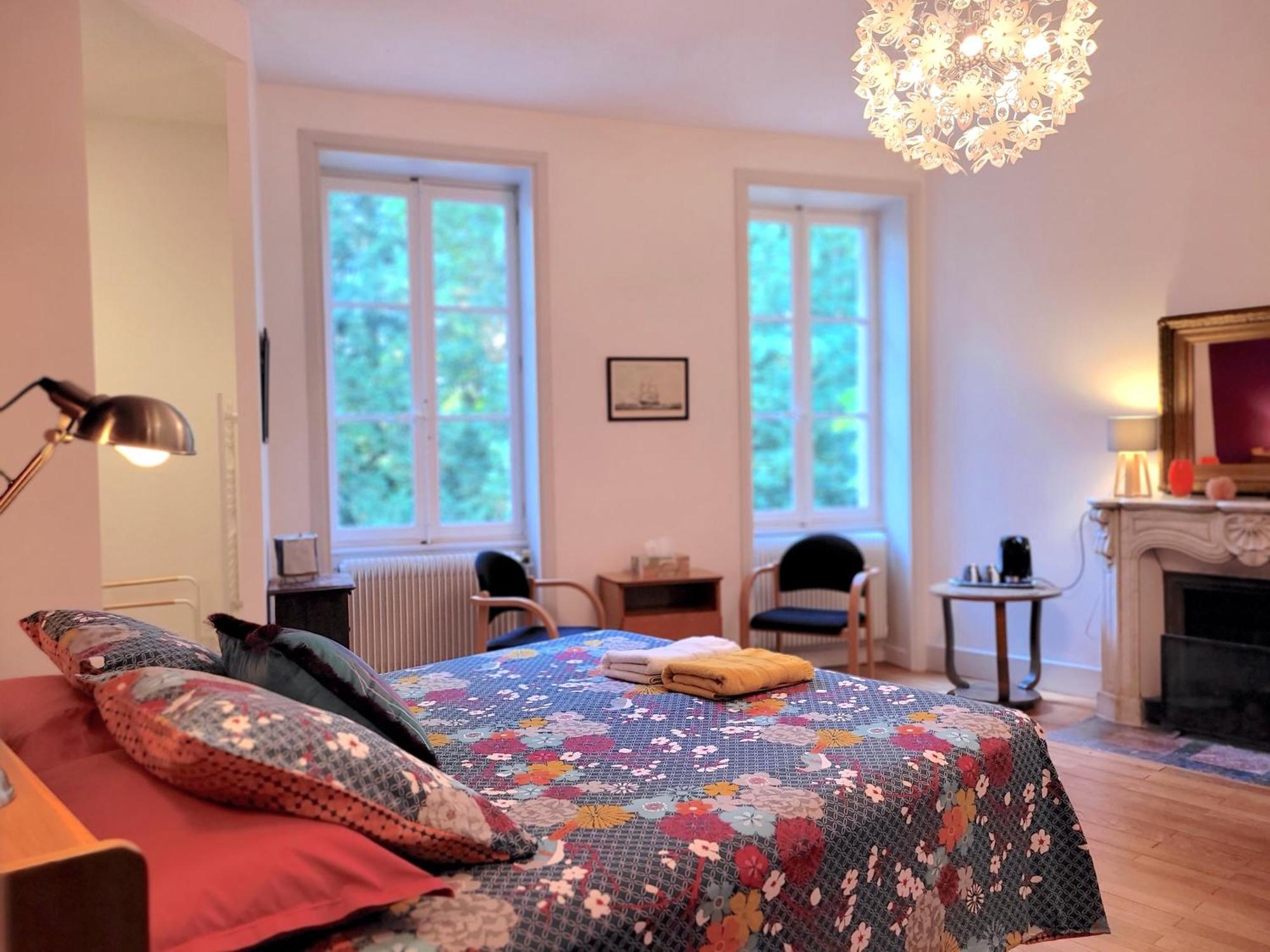 Bed and Breakfast L'Ancre Vive Charentay Esterno foto